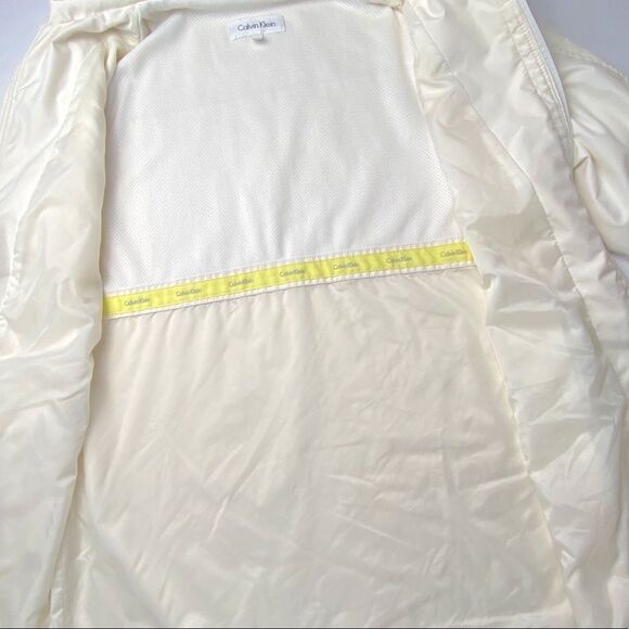 Calvin Klein Off White Anorak Packable Jacket Size Medium - Picture 8 of 16